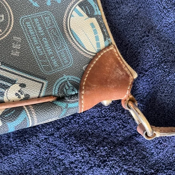 Disney Cruise Line Dooney & Bourke Crossbody Purse - Picture 9 of 9